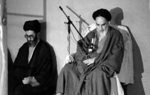 ابراز دلتنگی رهبر انقلاب برای امام در مستند عاشق خمینی (ره)